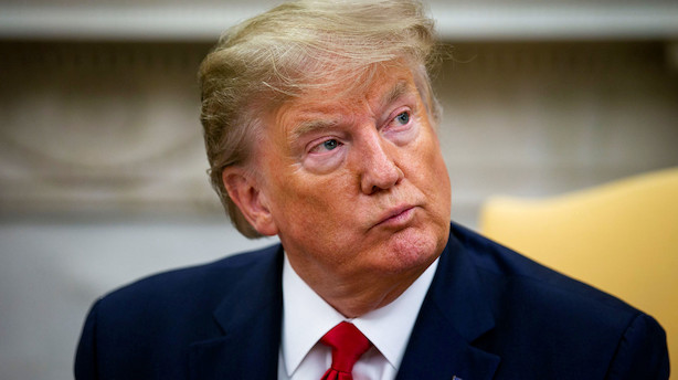 Trump peger på Iran efter angreb - men afventer beviser