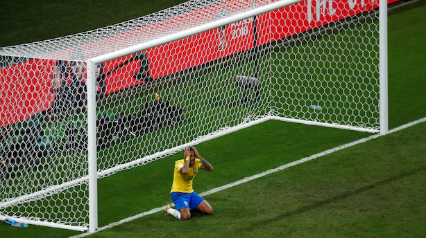Danske Bank skyder forbi målet med sin simulering af fodbold VM