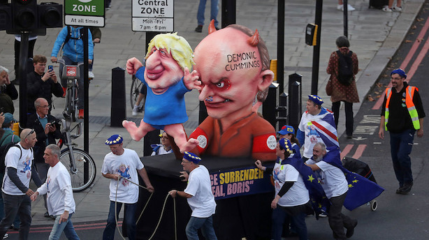 Danskere blander sig i brexit-protest i Londons gader