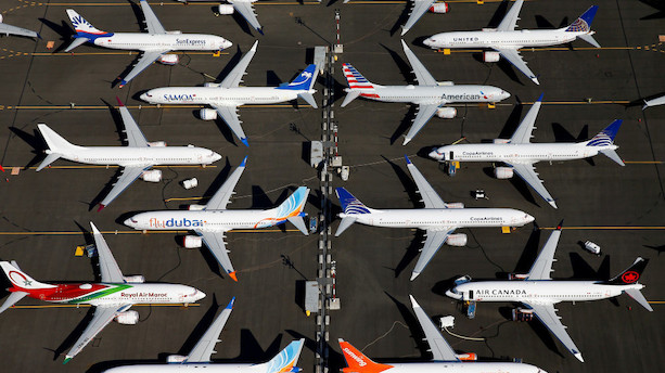Chefen for Boeings 737 MAX-program udskiftes under flyveforbud