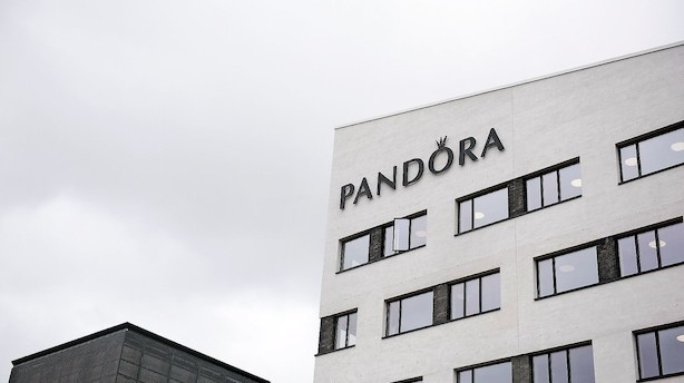Aktier: Pandora og Mærsk dykker i afventende rødt marked