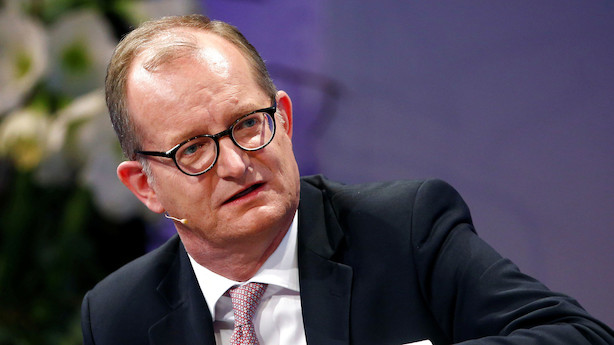 Commerzbank-topchef lover ansatte hurtig afklaring om fusion