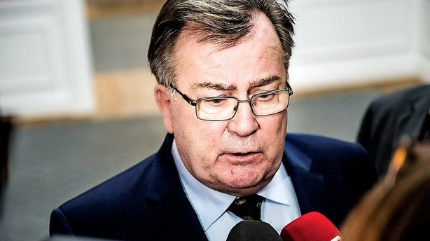 Hjort lægger skattereform på is: Asyl kommer først