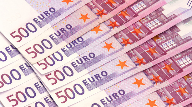 Valuta: Pengepolitisk møde sender dollar i baggrunden