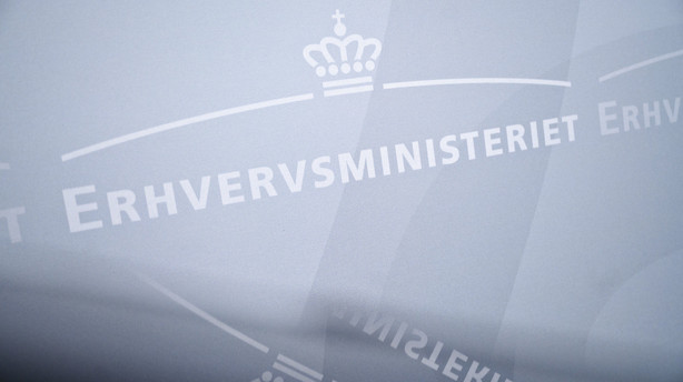 Morgenbriefing: Kunder truer bankrådgivere med vold, topchefer vil skabe vækst og løse klimaproblemer på én gang