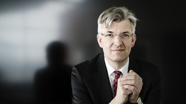PFA bliver vippet af pensionstrone trods solid vækst