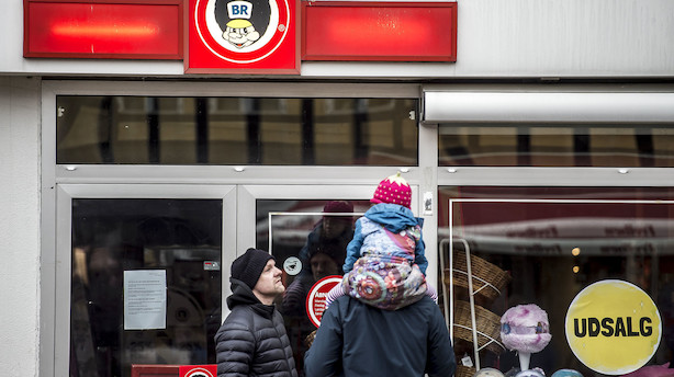 Morgenbriefing: Flertal vil bremse banker i konkursboer, advokater vil genoprette image