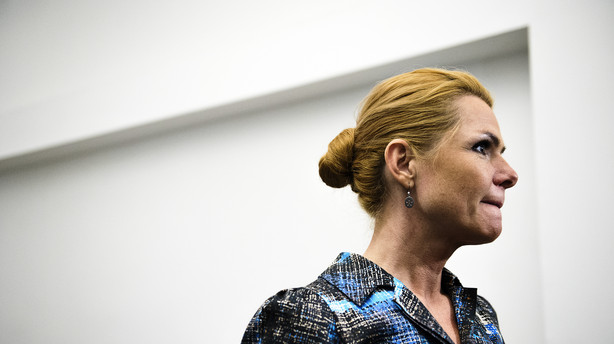 Støjberg fastholder kontrollen med grænserne