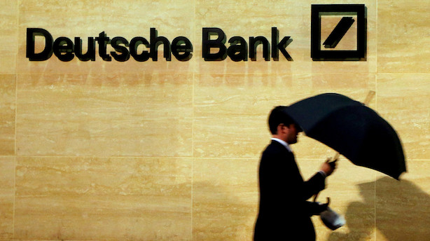 Deutsche Bank skærer dybt - selv frugtordningen ryger ud