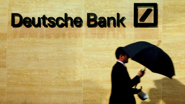 Aktier Deutsche Bank Falder Efter Hvidvask Ransagning
