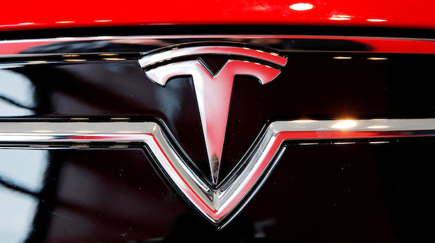 Aktieluk i USA: Tesla-aktien bragede ned i rødt og regnskabstungt marked