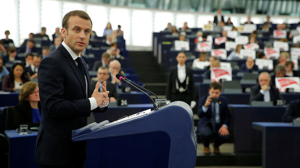 Macron i opråb: Vi skal ikke være en generation af søvngængere