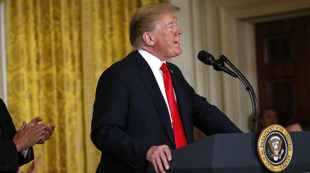 Mens du sov: Trump truer Kina med nye toldsatser for trecifret milliardbeløb