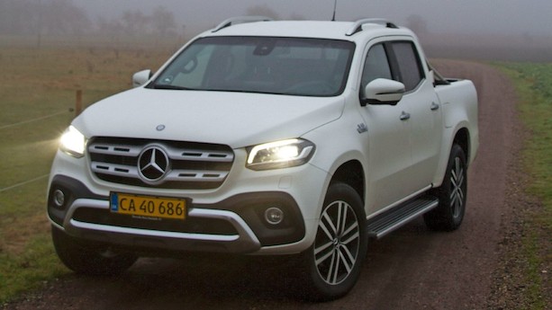 Stor Mercedes overbeviser med skøn brummen fra V6-dieselmotor