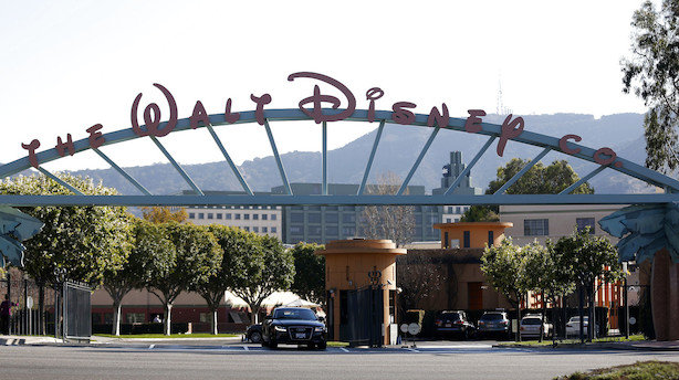 Aktieluk i USA: Atter rekorder trods handelsusikkerhed - Disney belønnet