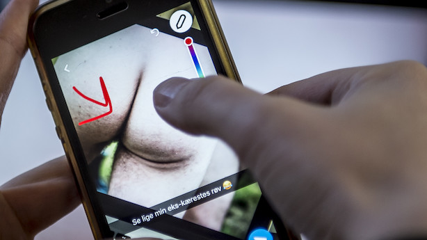Facebook vil bruge skældsord til at opsnappe hævnporno: Ny algoritme bedre til at opdage nøgenbilleder