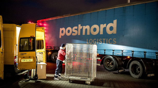 Kriseramt Postnord i bedring – men den danske forretning trækker stadig ned