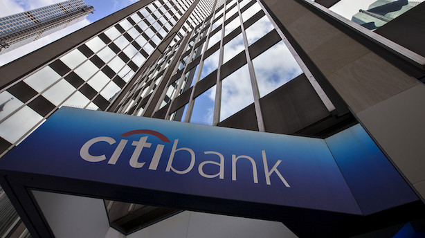 Aktieåbning i USA: Storbanker falder trods større end ventet indtjening