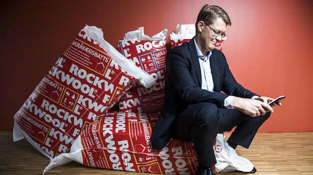 Overblik: Rockwool nedjusterer - aktien i gulvet