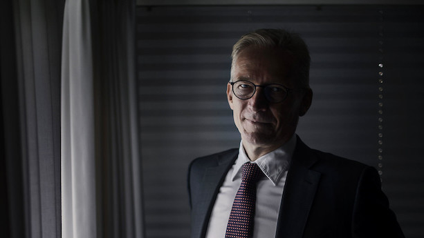 Coloplast formand går mod anbefalinger fra Komité han selv er medlem af – uheldigt signal at sende, mener aktionær