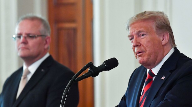 Trump: USA indfører sanktioner mod Irans nationalbank