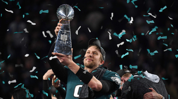 Undertippede Eagles lander holdets første Super Bowl
