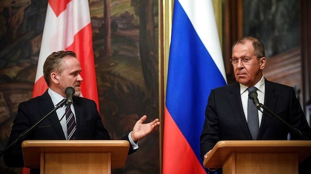 Med ny rute kan Samuelsen ikke røre omstridt russisk gasledning: Men ministeren er tavs