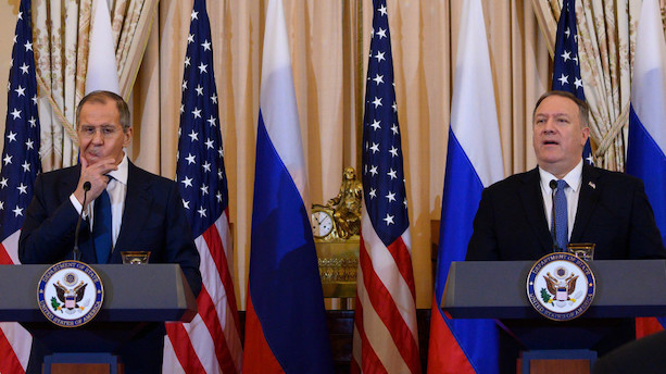 Trump advarer mod indblanding i valg under møde med Lavrov