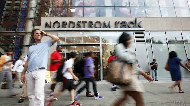 Aktier: Rolig aktiedag i USA trækkes op af Nordstrom
