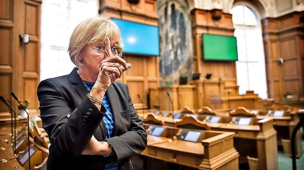 Kjærsgaard vil have politiske høringer af embedsmænd