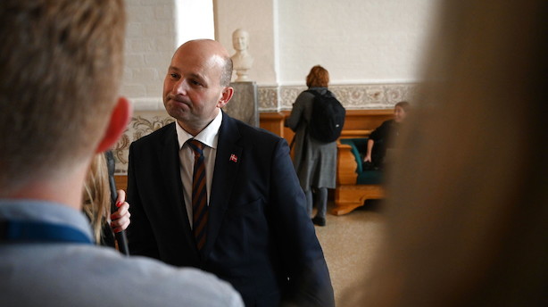 Pape: Jeg kommer ikke til at sidde i en regering baseret på Paludan