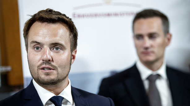 Erhvervsminister afviser gebyrloft på betalingsservice