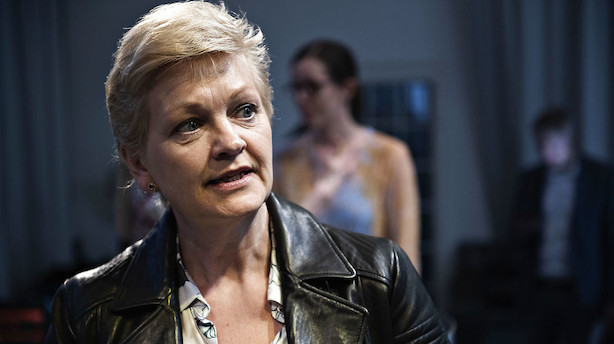 Eva Kjer Hansen underskriver kodeks for flere kvinder i ledelse
