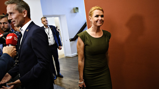 Helle Ib: Klogt at holde på Støjberg, men..