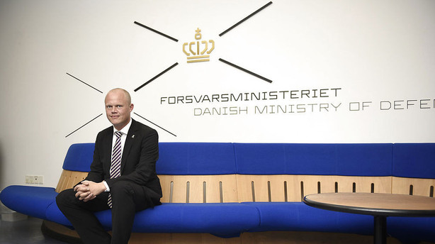 Forsvarsminister beklager ukorrekte svar i Blackwater-sag