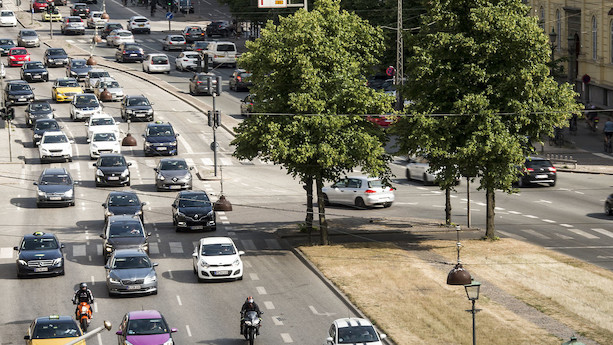 Fynsk autogigant blev solgt for 3 mia. kr. i sommer: Nu stiger overskuddet til rekordniveau