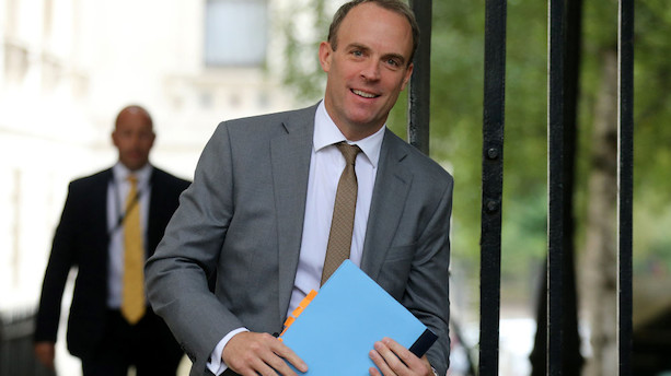 Britisk udenrigsminister ser klart omrids af brexit-aftale