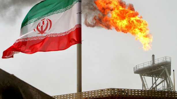 Trods protester genindfører USA hårde sanktioner mod Iran