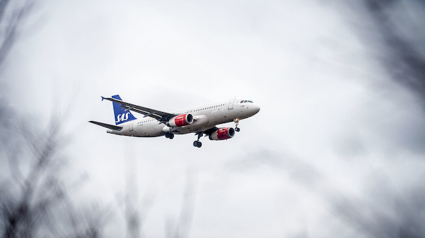 Morgenbriefing: Passagerer forsvinder fra flyruter, danskerne lunkne over for bæredygtige investeringer