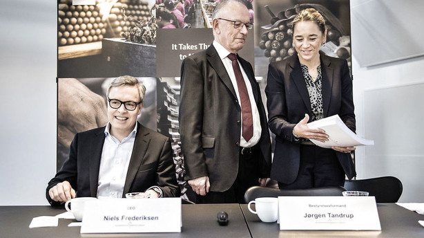 Ny tobaksaktie forsigtigt fra start