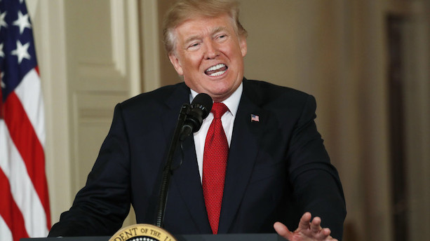 Trump kan ryste Iran-aftale fredag