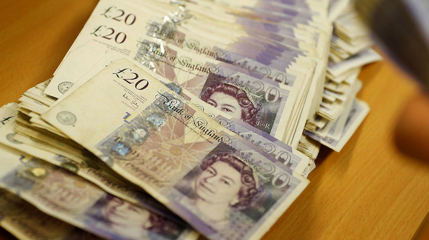 Valuta: Brexit-bekymringer rammer igen pundet