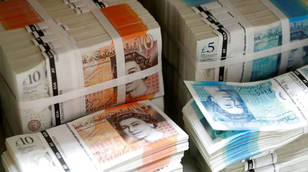 Valuta: Pund styrket i november - brexit-aftale vil løfte markant