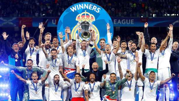 Real Madrid vælter Manchester United af pinden som den fodboldklub i verden med størst omsætning