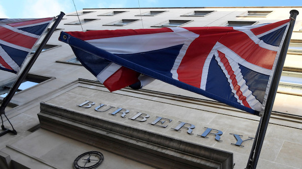 Burberry brænder tasker, tøj og parfume for millioner