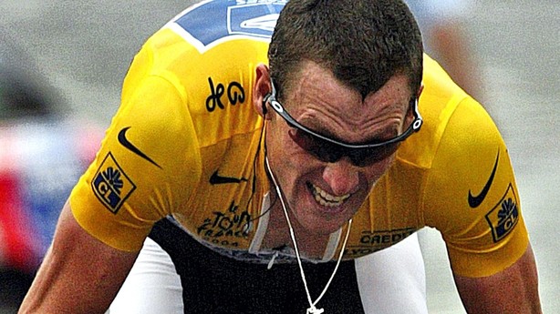 Lance Armstrong frataget Tour de France-titler