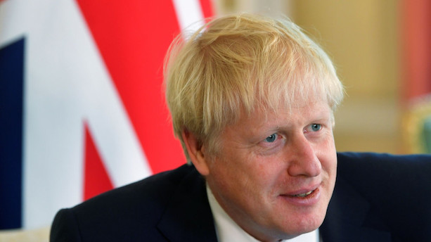 Johnson har kurs mod Merkel og Macron på første udlandsbesøg