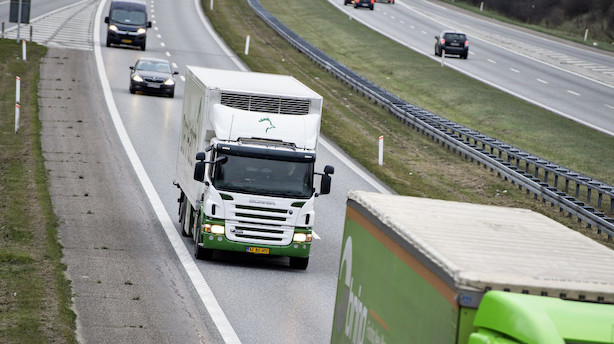 Flere motorveje får forbud mod overhalende lastbiler
