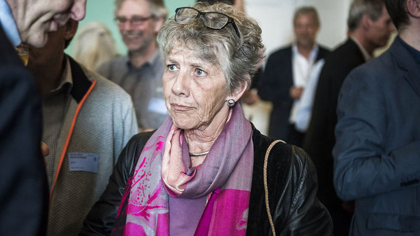 Auken om smykkelovsdebat i EU: Rene teflonsvar