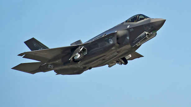 Regeringen indstiller F-35 som Danmarks nye kampfly